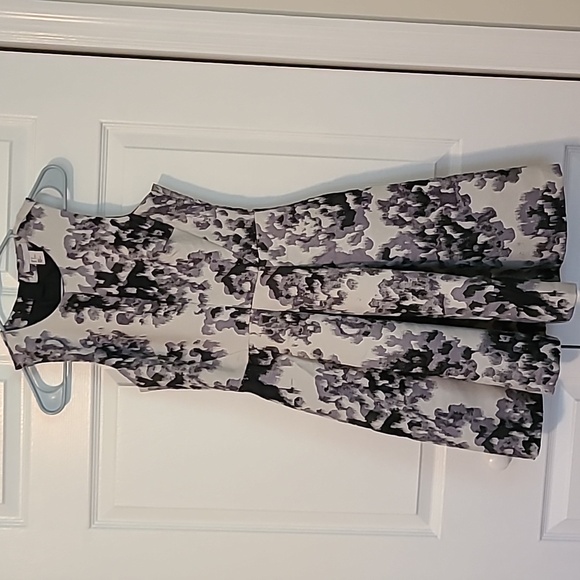 H&M Women's Taupe & Gray Pattern Sleeveless Mini Dress Size 4 - Picture 1 of 7